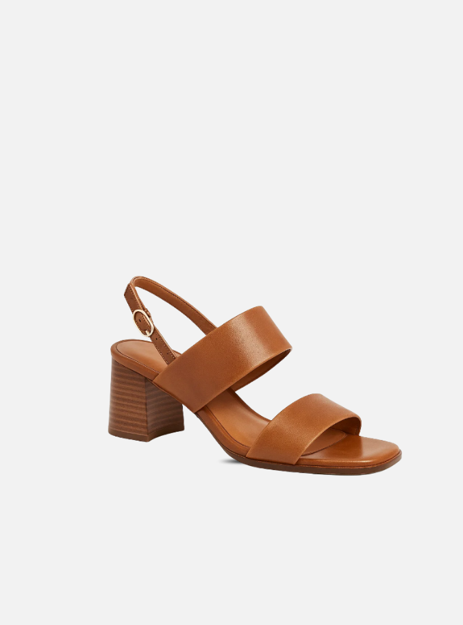 Sandálias de couro texturizado com salto quadrado e tira frontal